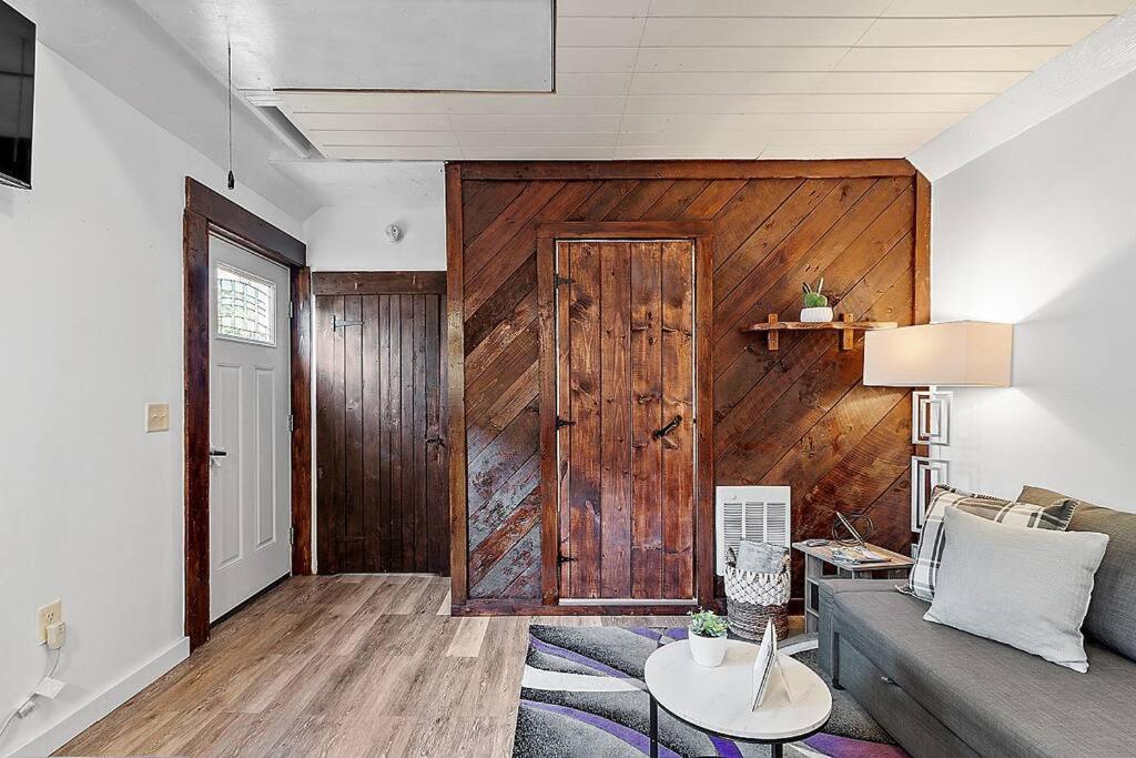 New!! Lovely Unit W/ Private Hot Tub And Patio! Laconia Eksteriør billede